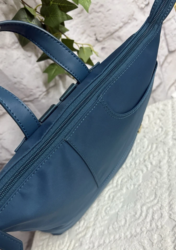 👜RADLEY BNWOT Ladies “Pocket Essentials” Backpack, Blue - RRP £99👜 - Image 3 of 4