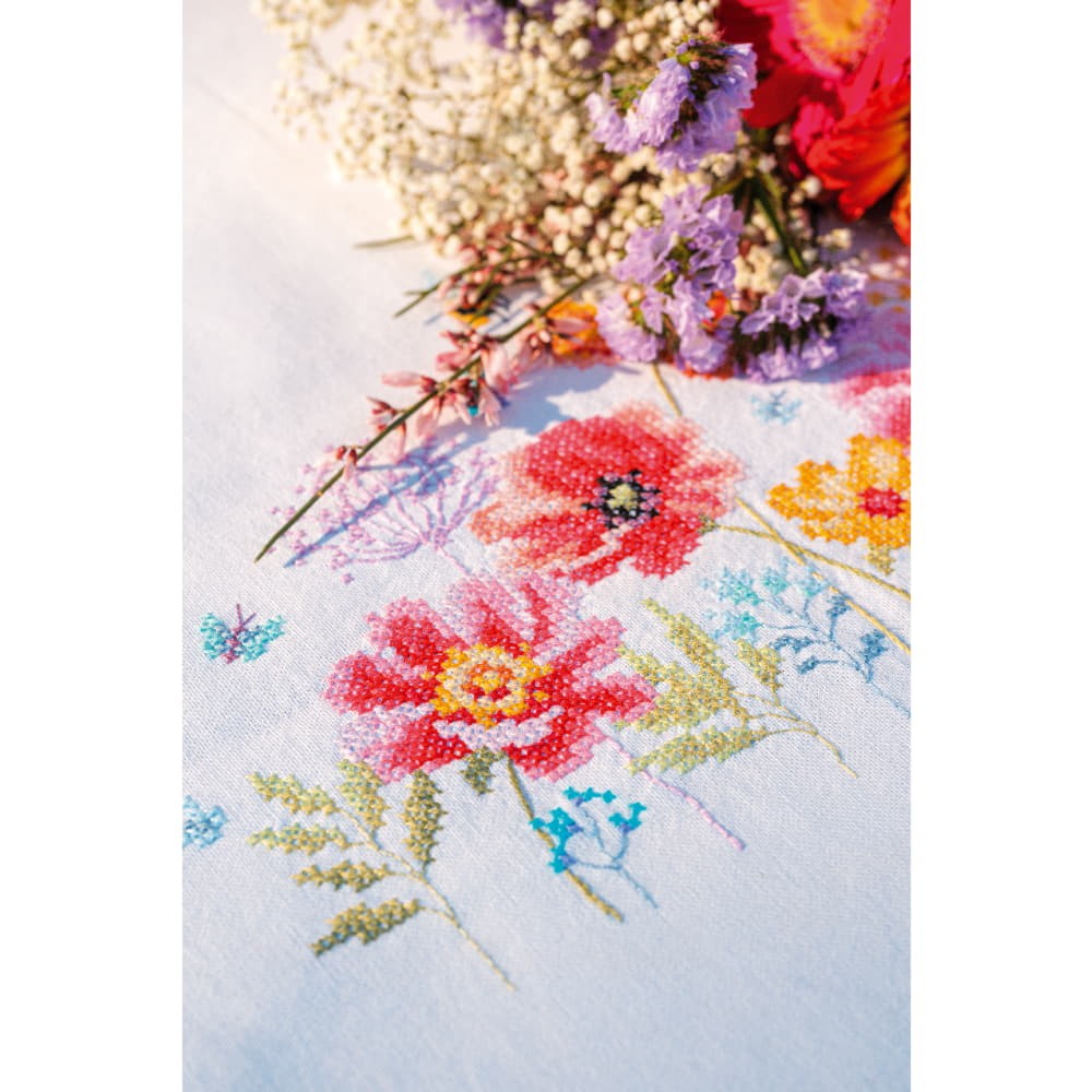 Vervaco stamped cross stitch kit tablechloth ""Poppies and Wildflowers"", 72x72cm