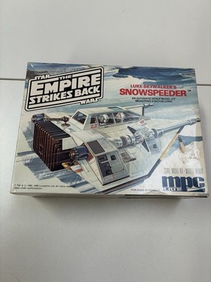 Star Wars Empire Strikes Back Snowspeeder Commemorative Model Kit ERTL MPC 1989