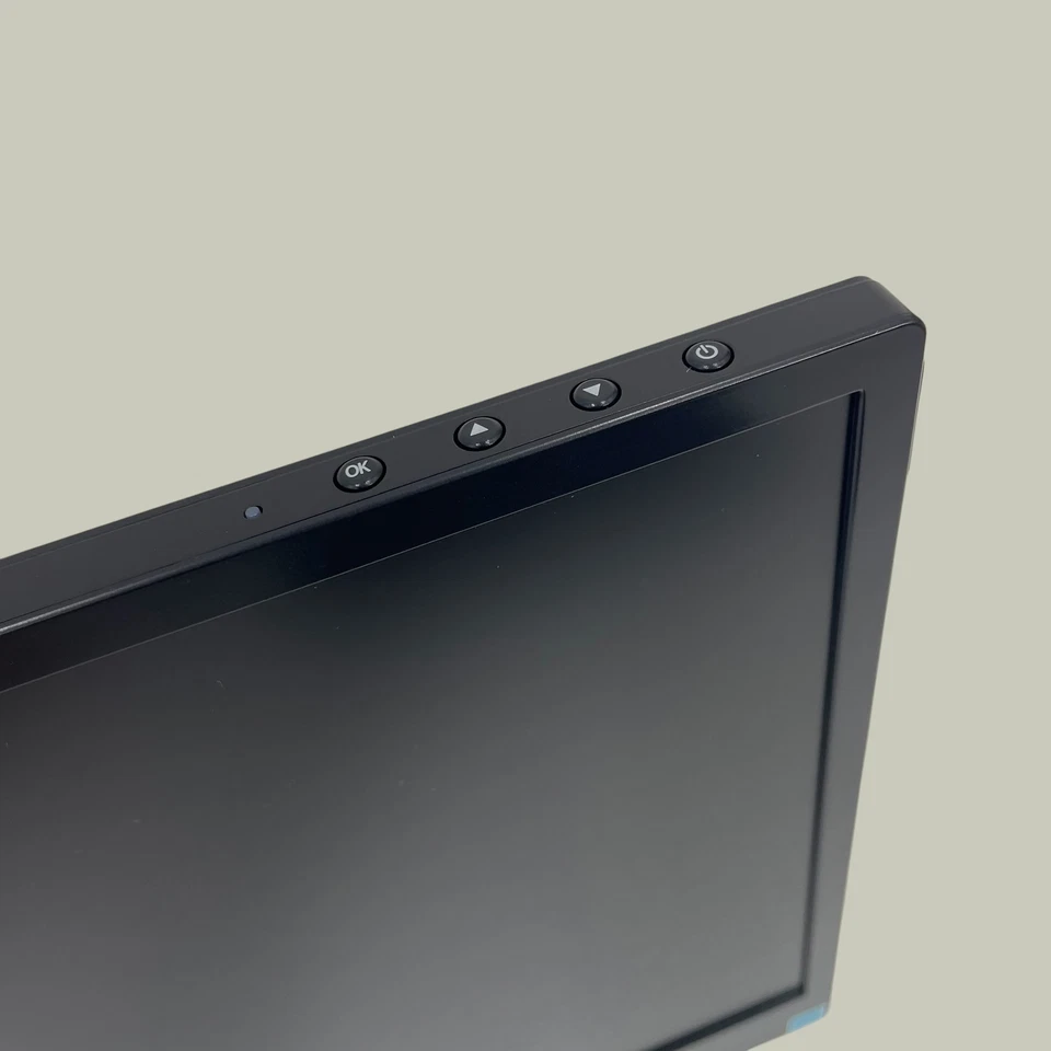 AOC Portable Monitor 15.6" Model 16T3EA 60Hz Ultra-Slim #OB1183 (VK) - Image 4 of 4