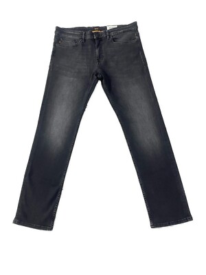 Hugo Boss Men's Taber Tapered Fit Jeans in Dark-Grey Knit Denim
