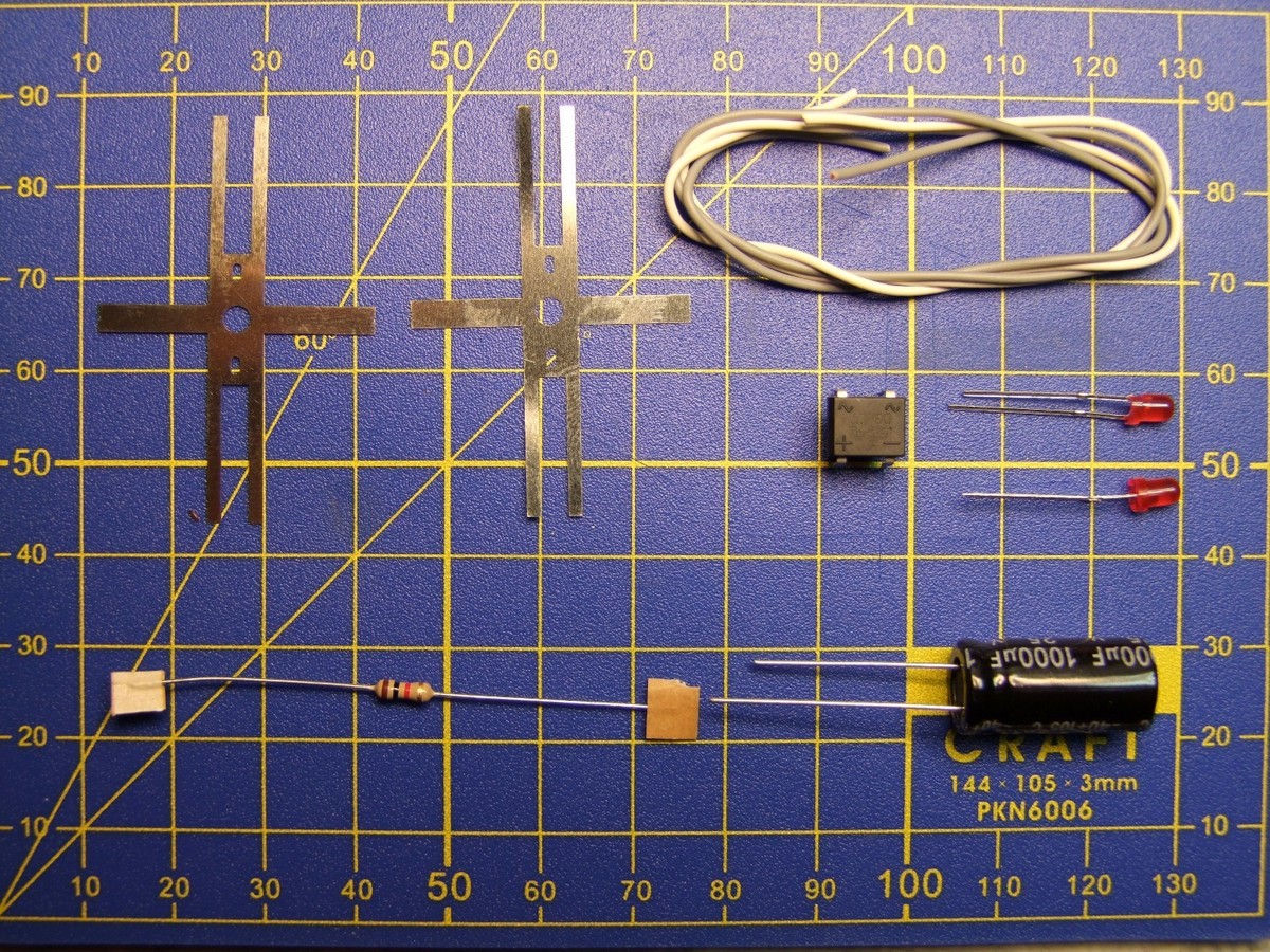 Kit éclairage LED Pour Voiture - 7 LED Avec Condensateur Et 2 Lamelles - DIY Auto