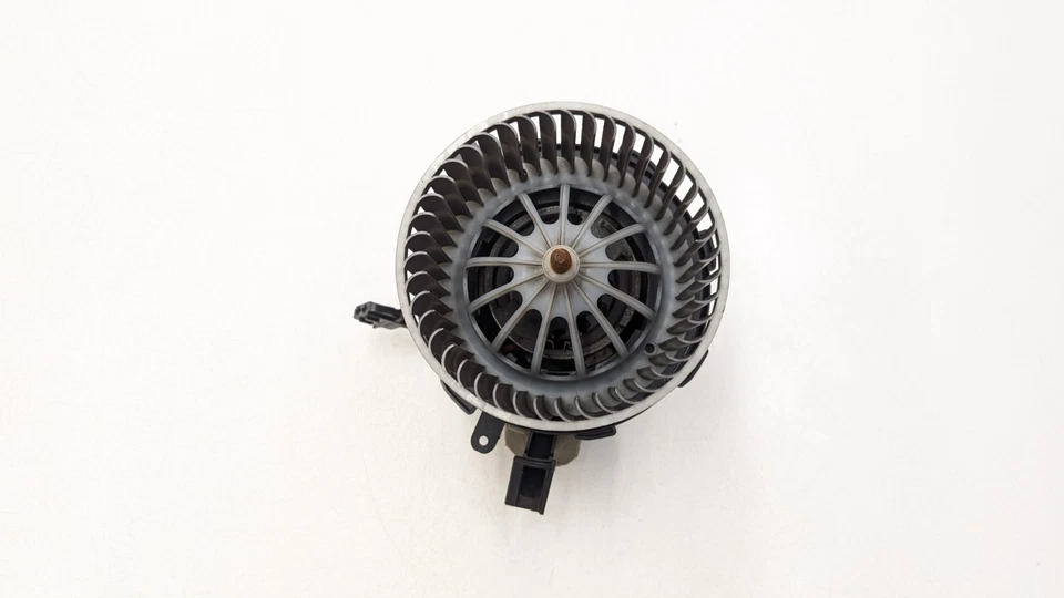 VENTILADOR MOTOR SOPLADOR CALEFACCIÓN AUDI Q5 8R MK1 8K2820021 2009 Foto 4 de 4
