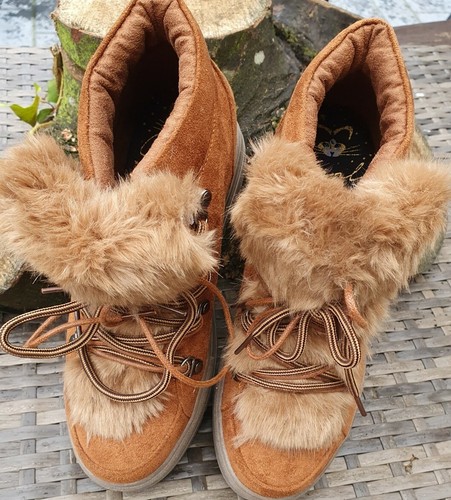 Botines Coolway Oslo imitación gamuza tostado. Reino Unido 7. Suela de goma nueva con caja. Diseñador canadiense - Imagen 10 de 12