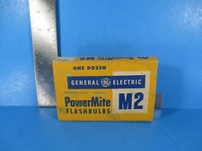 Vintage General Electric PowerMite M2 Flashbulbs 8 Untested Bulbs VS4 B1