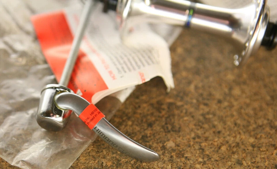 Vintage NOS NEW Shimano 600 / Ultegra / HB-6400 36h front hub (for hubs hubset) - Image 2 of 4