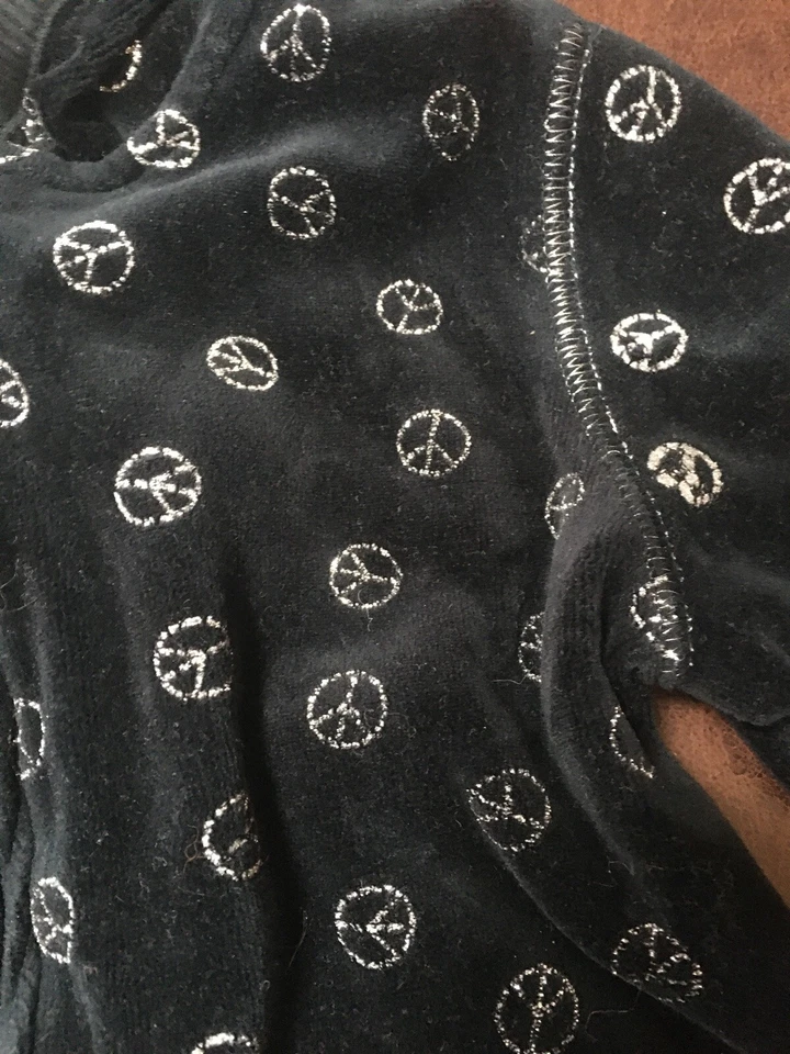 Girl's Canyon River Blues Black Peace Velour  Zip Hoodie Size S 7-8 - Image 4 of 4