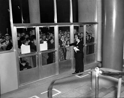 The dedication ceremony of Columbia Square radio studios Hollywo 1940s Photo 14
