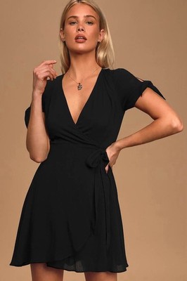 NWT Lulus Medium Kiss and Pastel Black Wrap Dress Mini Short Sleeve Euro Summer