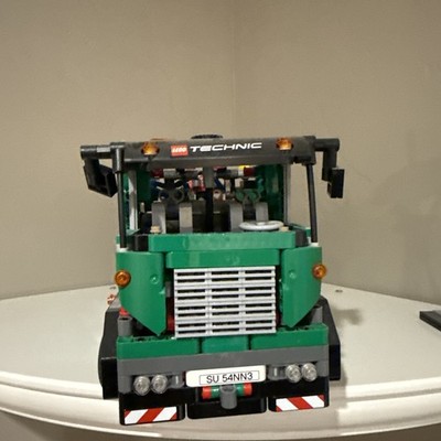 LEGO TECHNIC 42008: Service Truck 2-in-1 model Retired Hard to Find built
