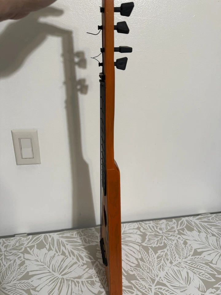 Vintage 1960 Swagerty  surf-a-life ukulele - Image 2 of 4