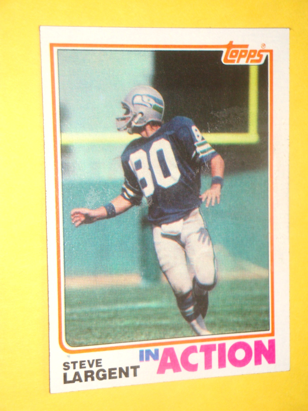 Steve Largent - 1982 Topps In Action Football card #250 - Seattle Seahawks - WR