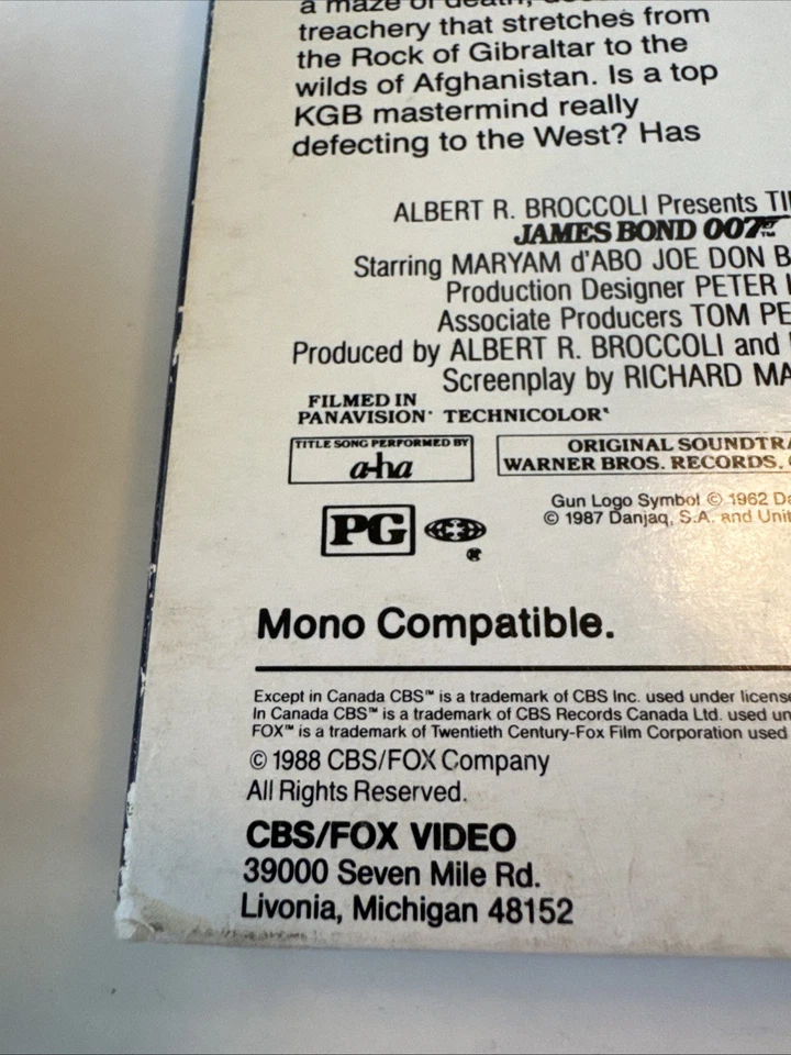 The Living Daylights (VHS) James Bond 007 Timothy Dalton Original Release 1988 Foto 4 de 4