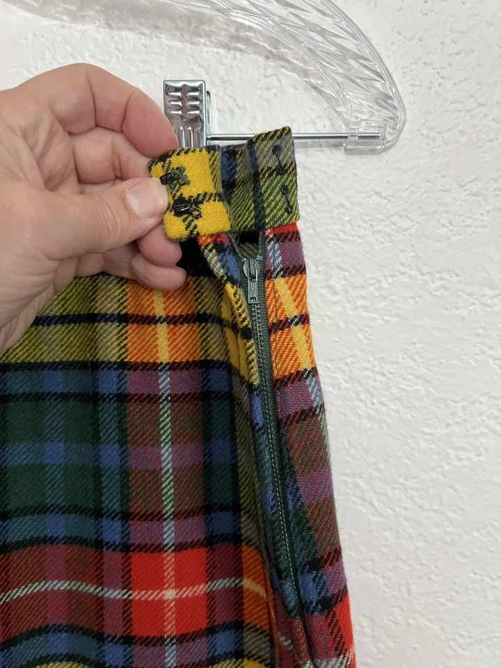 Vtg 70s Wool Plaid Tartan  Skirt  Bright Academia School Girl Preppy Mod Handmad - Image 3 of 4