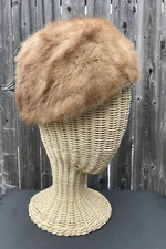 Vintage tan light brown fur mink woman's hat Gwenn Pennington 1960's