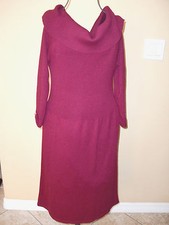 "WHITE HOUSE/BLCK MARKET"Burgundy Cow neck Slk/Viscose/Wool  Dress size M. CUTE