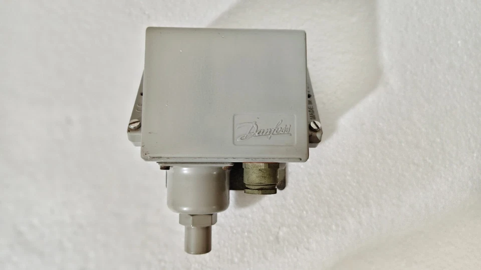 Danfoss kps33 / KPS33 Pressure Switch 10 Bar - Image 3 of 4