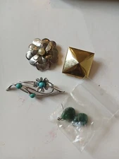 Vtg Jewelry Pieces 9 Pieces