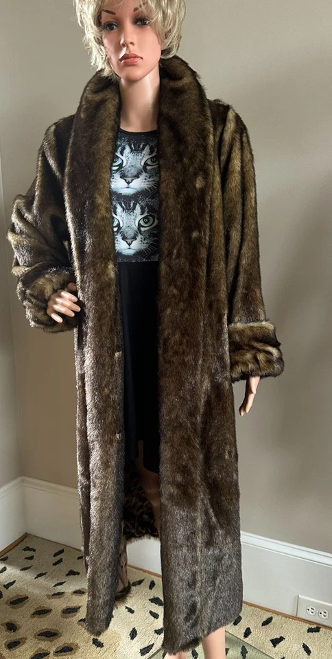 ABRIGO LARGO DE VISÓN DE PIEL SINTÉTICA MARRÓN LARGO DENNIS BASSO CON FORRO DE LEOPARDO S Foto 2 de 4