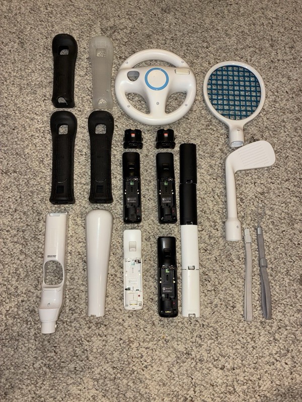 Wii Sports Remote Bundle + Remote Charger