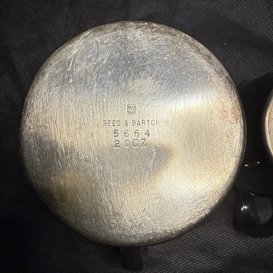 Jarro de água folheado a prata 2 Reed & Barton 20 oz e 10 oz - Vintage, década de 1950, - Imagem 4 de 4