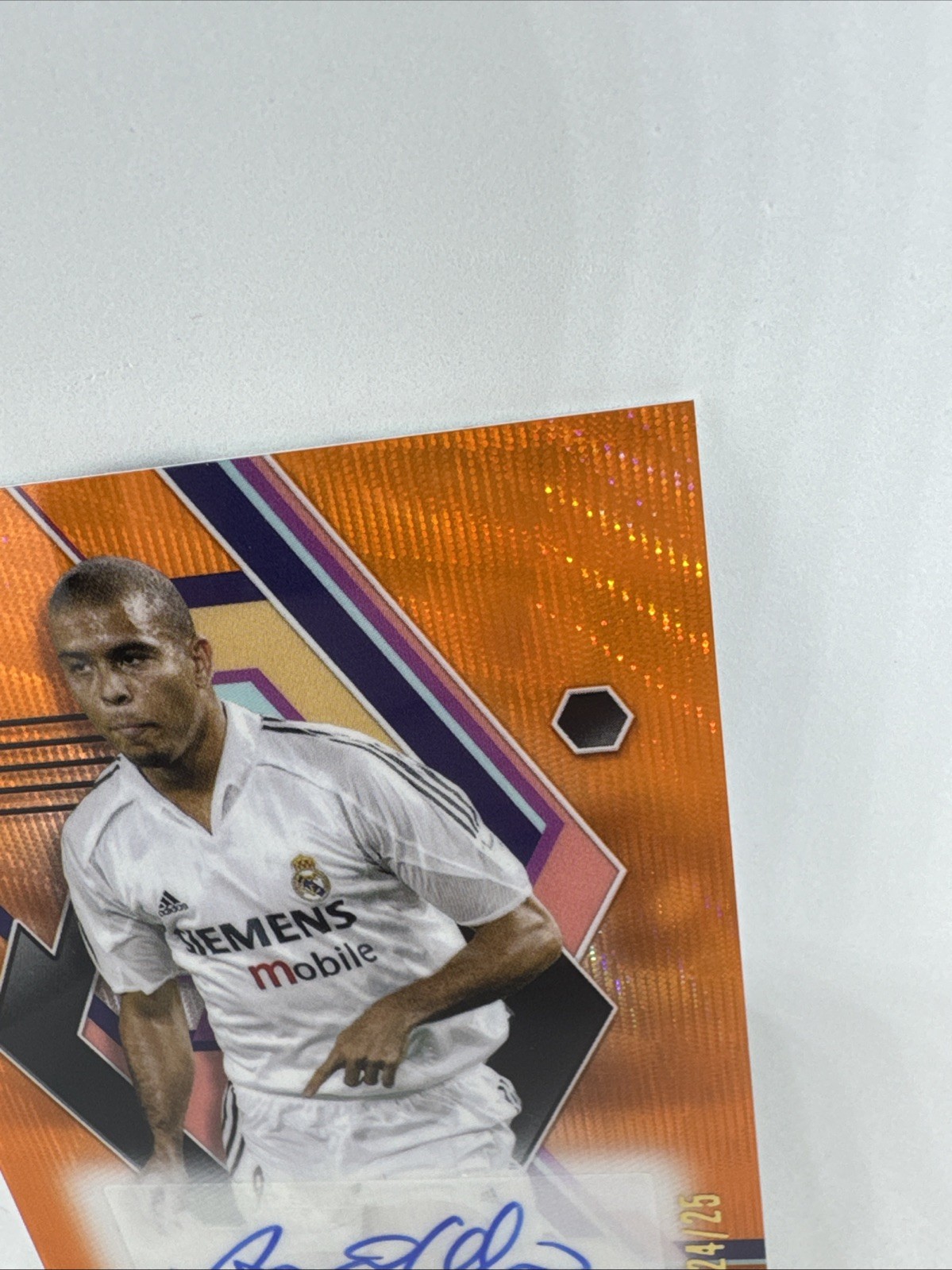 Ronaldo 2022-23 Topps Finest R9 Orange Wave Auto # 24/25 view 3