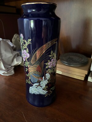 COBALT VASE WITH PEACOCK & FLOWERS Expressly Produced for Heritage Mint Japan