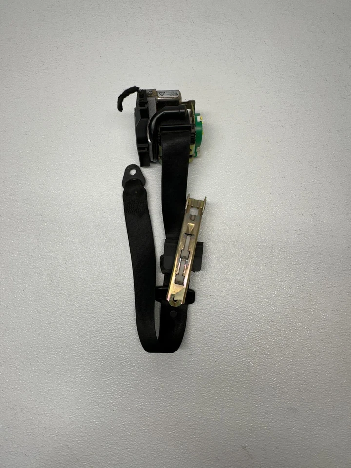 Натяжитель ремня безопасности передний правый для Mercedes W210 E430 E320 1999-2000 годов выпуска черный от оригинального производителя - Изображение 3 из 4