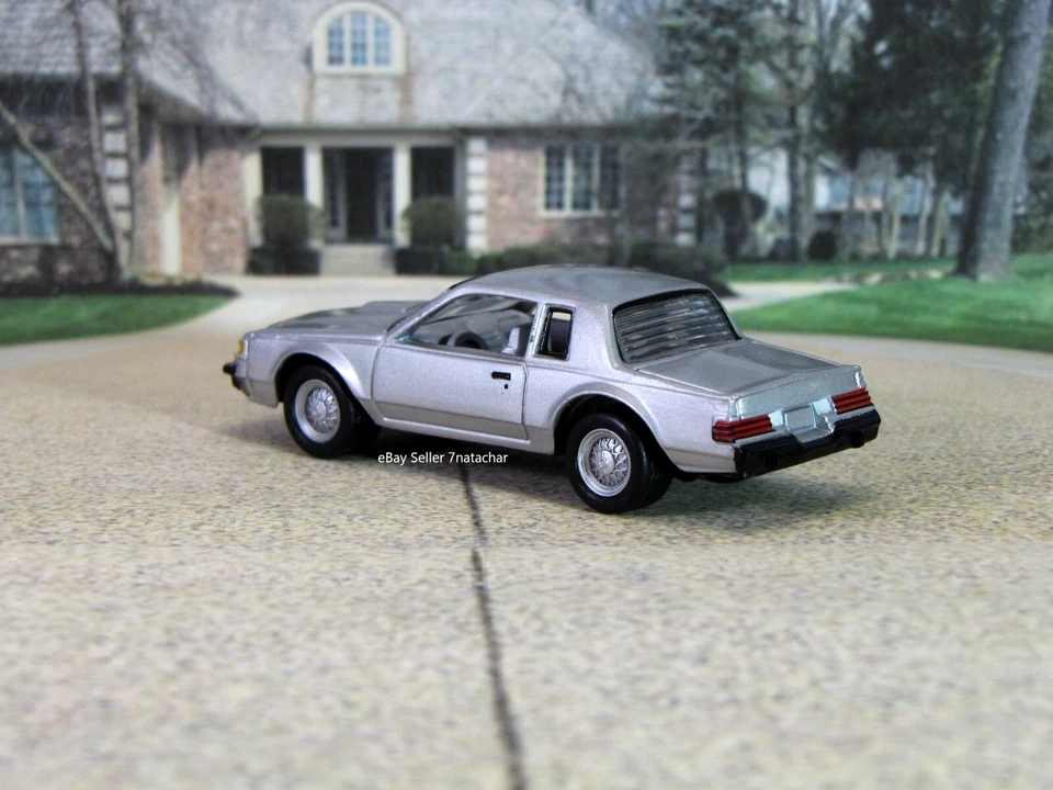 1982 - 1987 Buick Regal Classic Model 1/64 Scale - Image 4 of 4