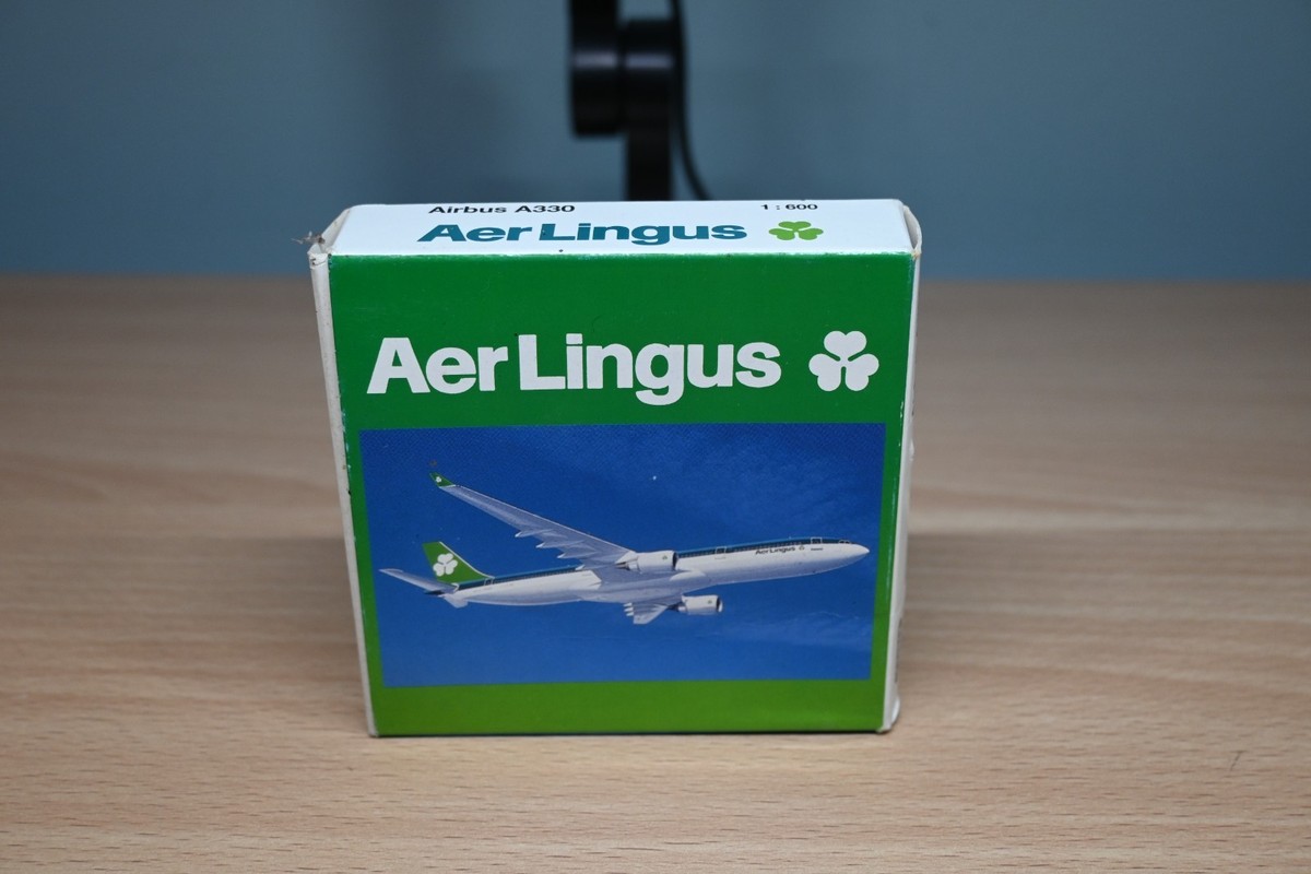 schabak1/600 スイス航空A330 s-l1200.jpg
