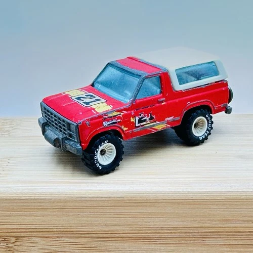 Hot Wheels Vintage 1980 Ford Bronco #21 Real Riders w/ Motorcycle Vhtf