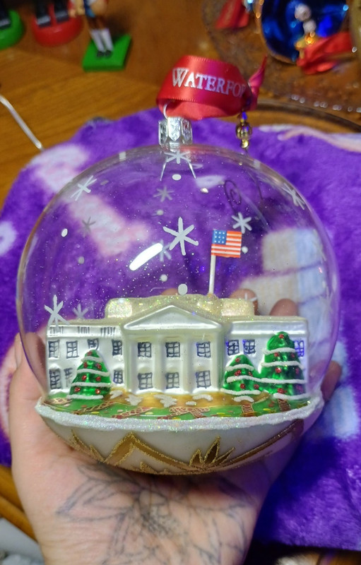 Waterford Christmas Hanging Glass Ornament White House Round Snowflake Clear