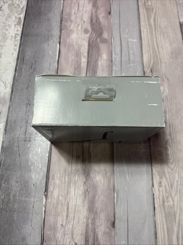 BNWT GoPro 3 Way Grip Tripod Extension Arm Foldable for Cameras & Max - Image 4 of 4