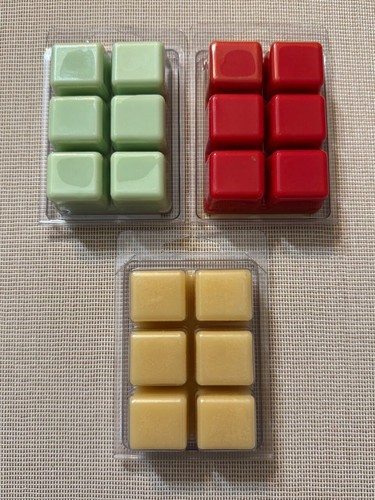 NEW Lot of 3 Wax Melts Scents Of Soy and Beeswax Melt Fresh Gain Red Hots RMNP - Picture 5 of 6