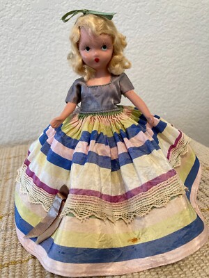 #187 January Merry Maid Doll Frozen Leg Nancy Ann Storybook Dolls