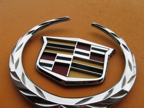 10 11 12 13 14 15 16 CADILLAC SRX REAR GATE LID EMBLEM LOGO BADGE SIGN A30401 - Picture 2 of 4