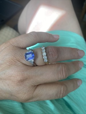 **** Beautiful Diamond Band Ring Over 1 Carat Great Color