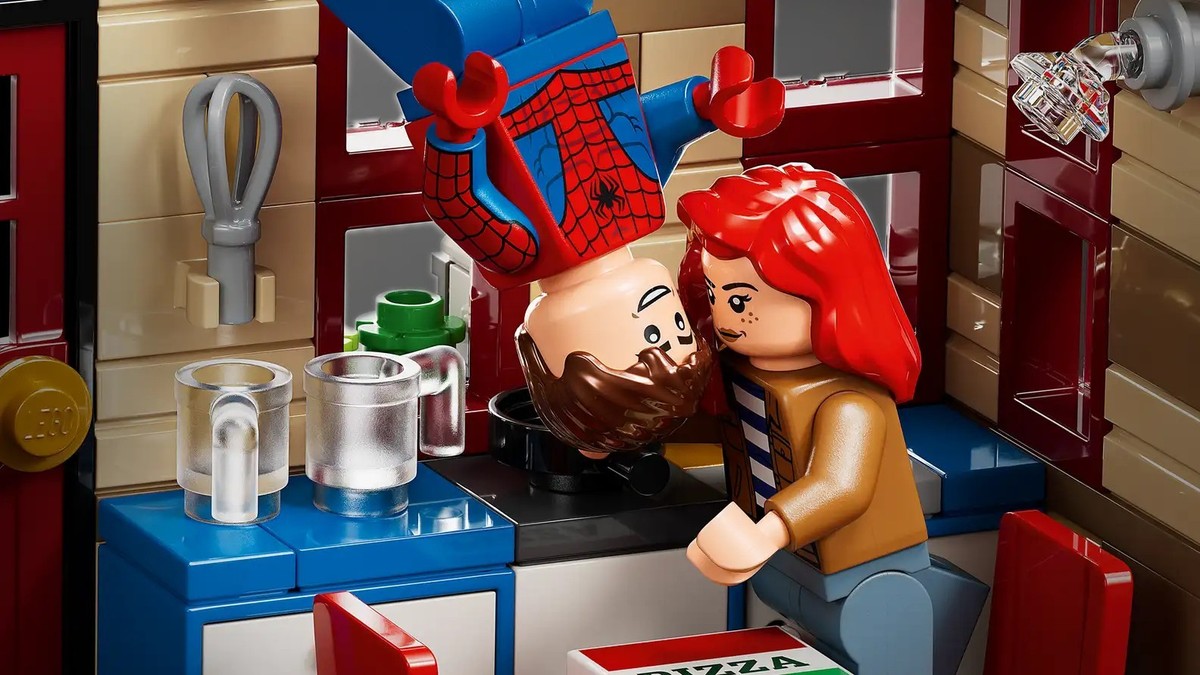 LEGO Marvel Spider-Man Peter Parker's Apartment 76317 New Sealed