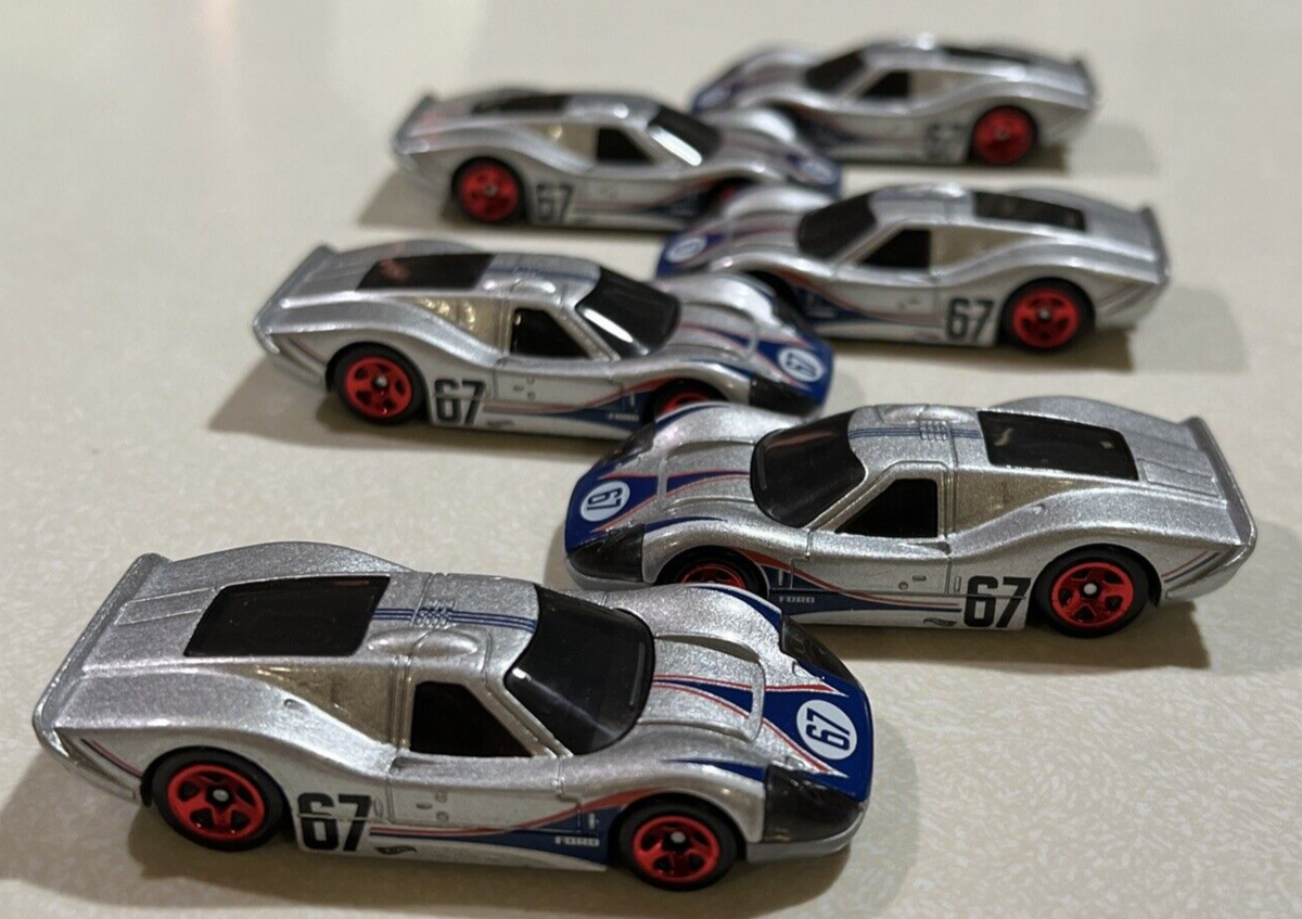 NEW 2022 Hot Wheels LOOSE Motor Show 5-pack 1967 Ford GT40 Mk.IV