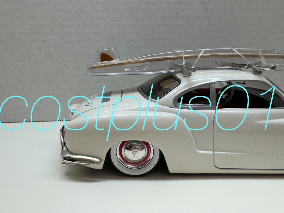 JADA V DUBS 1959 VOLKSWAGEN KARMANN GHIA VW 1:24 WHITE MOON WHEELS