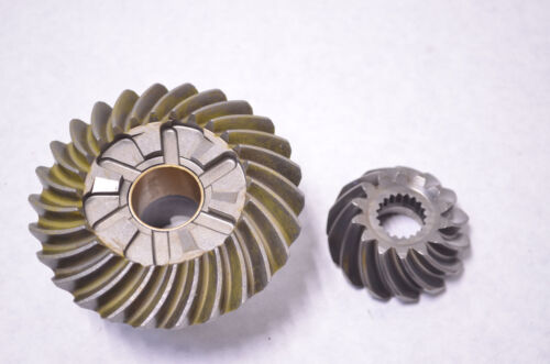 Johnson Evinrude Outboard Forward & Pinion Gear 435088 5004941 NOS (A9-5) - Picture 1 of 4