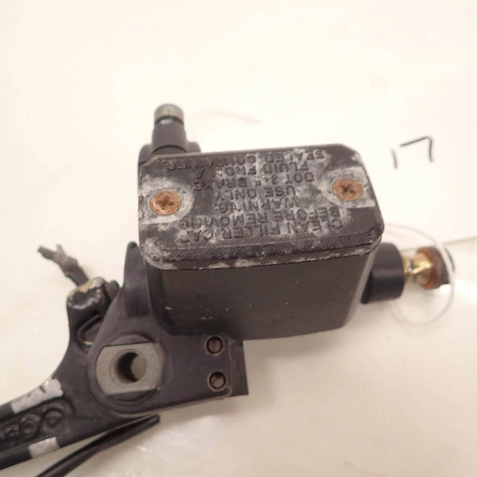 Главный цилиндр переднего тормоза с рычагом Ducati 750 super sport ss ie 750ss ss750 - Изображение 3 из 4