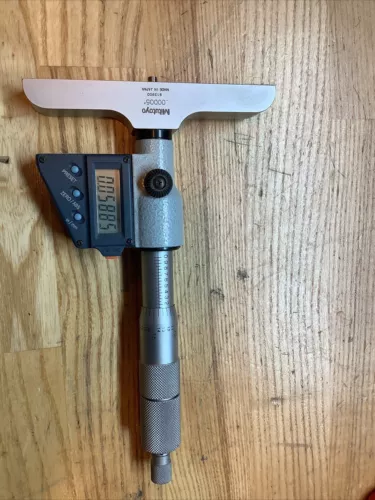 Mitutoyo 0.00005" Digital depth micrometer 329-711-30
