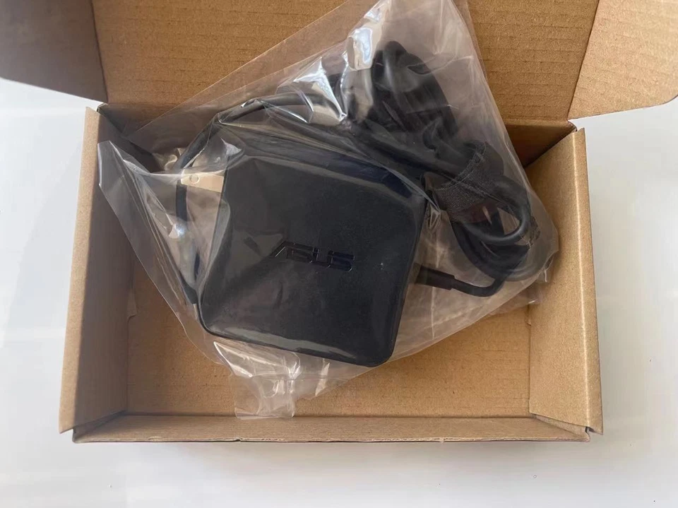 Adaptador carregador CA USB-C tipo C ASUS 65W ZenBook/Chromebook/Transformer Book-- - Imagem 2 de 4