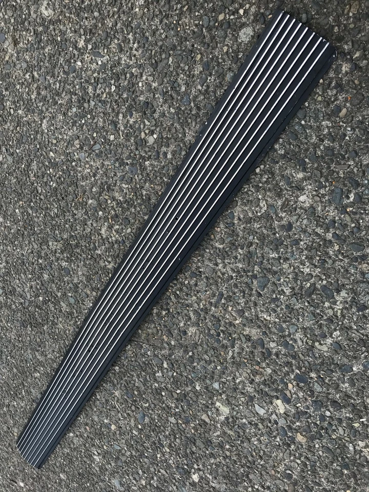 65 Pontiac Acadian Canso 1965 usado GM panel maletero moldura raro Foto 3 de 3