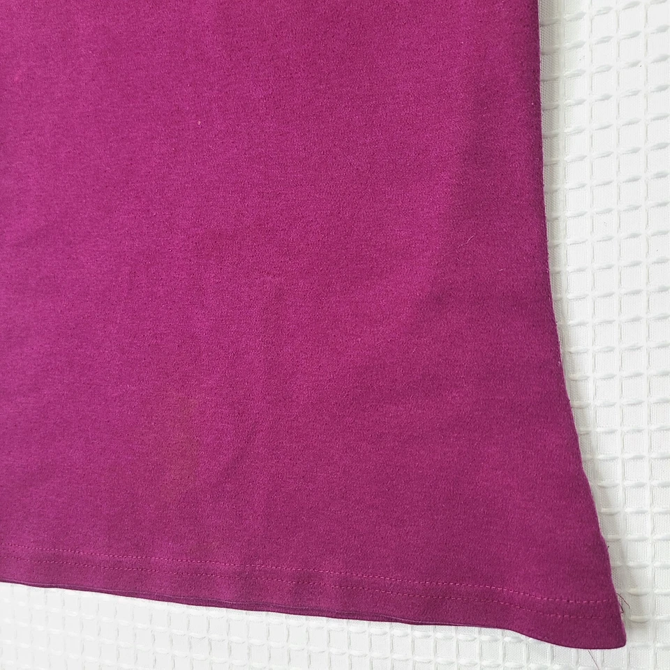 Camiseta De Colección Y2K UWD Apple Bottoms Niñas Mediana Borgoña *Manchas Ligeras Foto 2 de 4