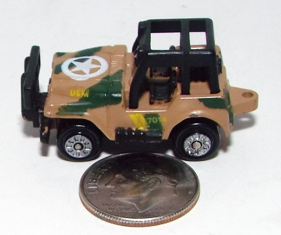 Small Micro Machine US Army Jeep with Roll Bars in Desert Camo w/Black Roll Bars - Image 2 of 4