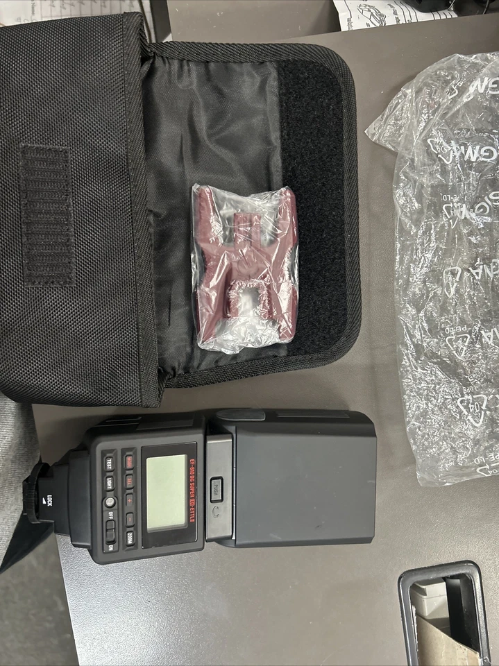 Flash de montaje súper zapata Sigma EF-610 DG para Canon Foto 4 de 4