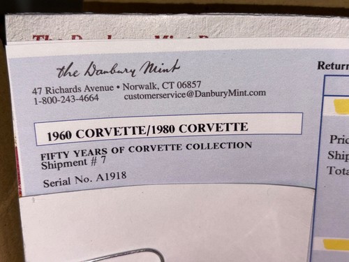 Danbury Mint 1:43 1960 Red Corvette / 1980 White Corvette PAIR NEW Diecast Cars - Picture 5 of 5