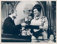 1956 Photo Jane Beautiful Woman Business Men Award People Vintage Image Vintage